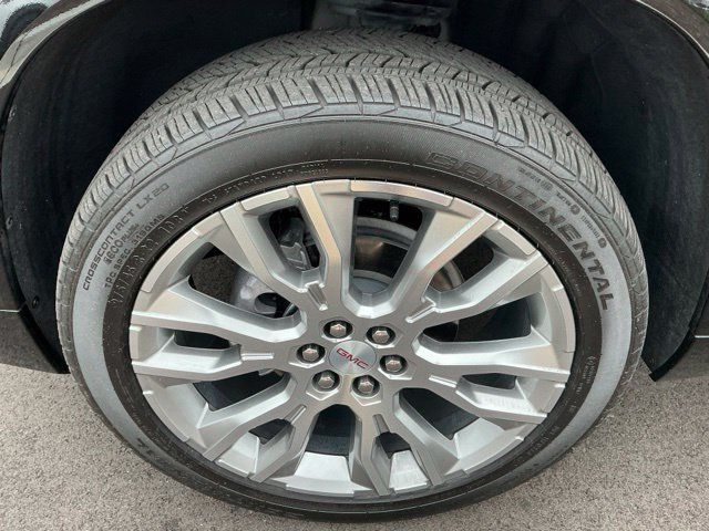 Used 2025 GMC Acadia Denali w/ Super Cruise Package FWD image 15