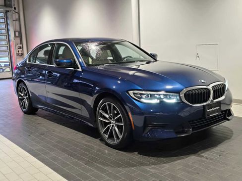 Used 2019 BMW 330i 330i w/ Convenience Package image 9