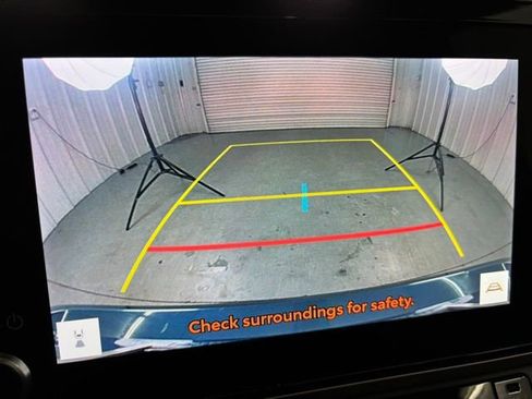 Used 2025 Toyota Camry LE image 20