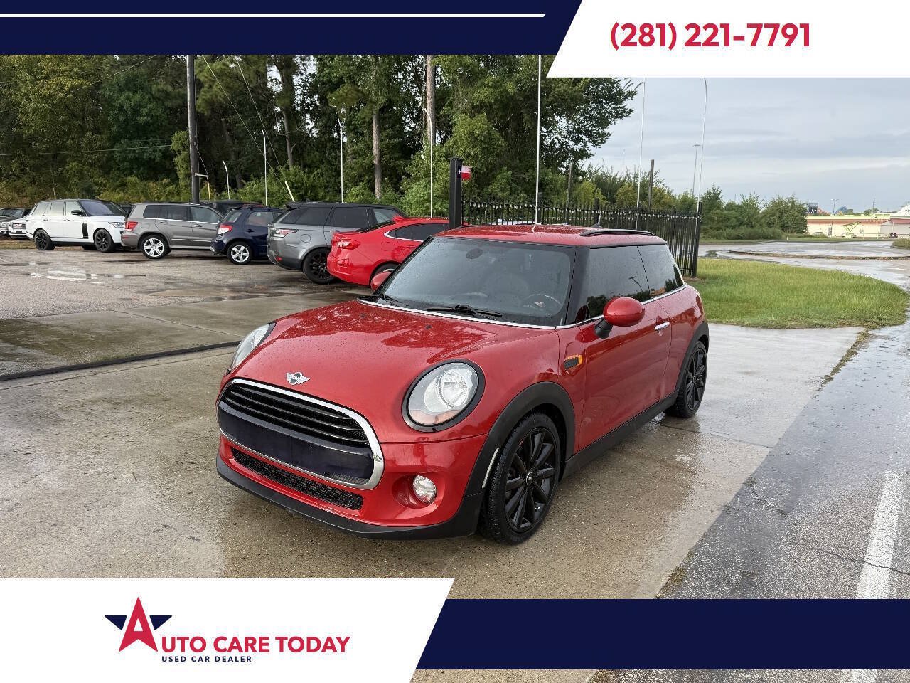 Used 2018 MINI Cooper 2-Door Hardtop FWD image 1