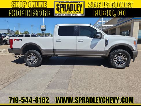 Used 2019 Ford F250 King Ranch w/ King Ranch Ultimate Package AWD/4WD image 3