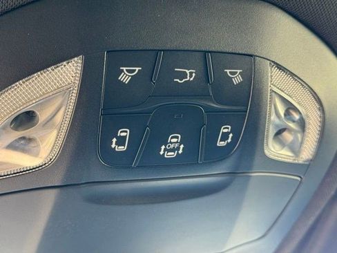 New 2026 Chrysler Pacifica Select w/ S Appearance Package FWD image 26