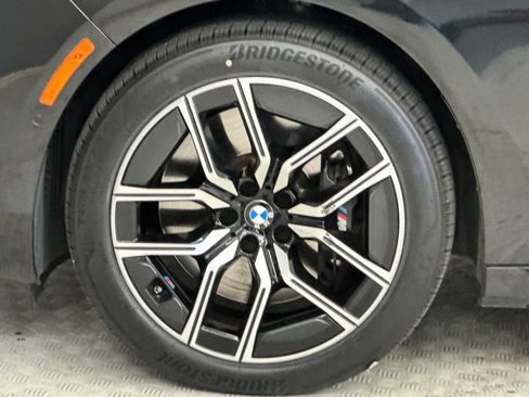 Certified 2023 BMW 740i w/ Parking Assistance Package image 11