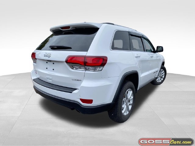 Certified 2021 Jeep Grand Cherokee Laredo X AWD/4WD image 3