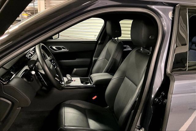 Used 2025 Land Rover Range Rover Velar Dynamic SE AWD/4WD image 15