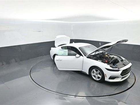 New 2026 Ford Mustang Coupe image 32