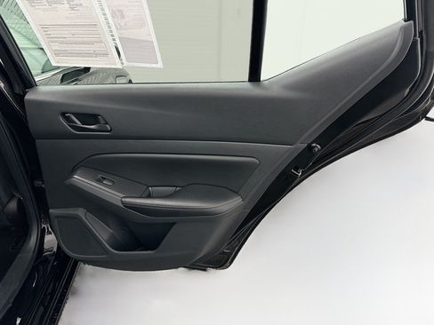 Used 2025 Nissan Altima 2.5 SV FWD image 30
