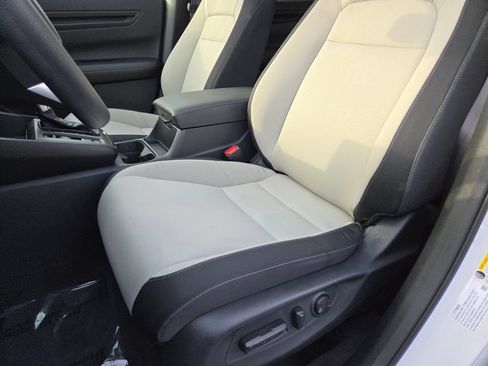 Certified 2024 Honda CR-V EX image 29
