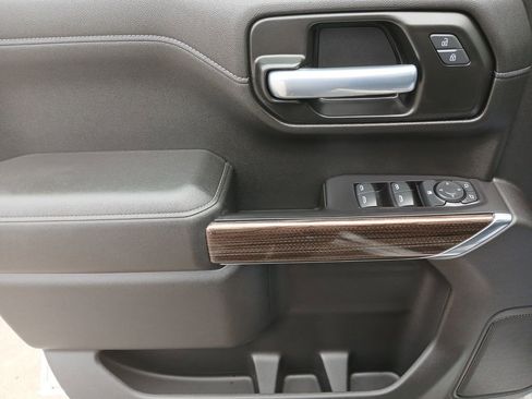 Used 2021 Chevrolet Silverado 1500 LT w/ Texas Edition Plus image 24