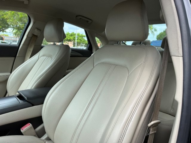 Used 2019 Lincoln MKZ Premiere FWD image 25