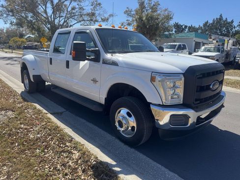 Used 2015 Ford F350 XL w/ Power Equipment Group image 2