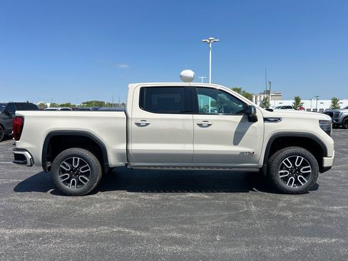 New 2026 GMC Sierra 1500 AT4 w/ AT4 Premium Package AWD/4WD image 10