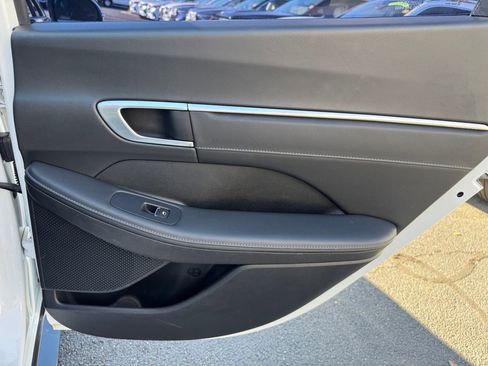 Used 2020 Hyundai Sonata Limited w/ Cargo Package image 23