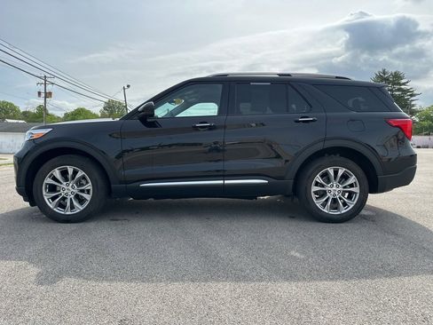 Used 2024 Ford Explorer Limited image 13