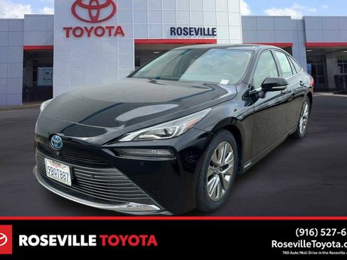Certified 2022 Toyota Mirai w/ Advanced Technology Package RWD image 1