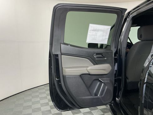Used 2024 Chevrolet Colorado ZR2 AWD/4WD image 23