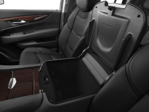 Used 2015 Cadillac Escalade Luxury image 20