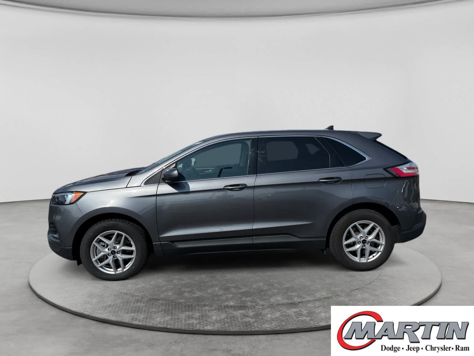 Used 2024 Ford Edge SEL AWD/4WD image 8