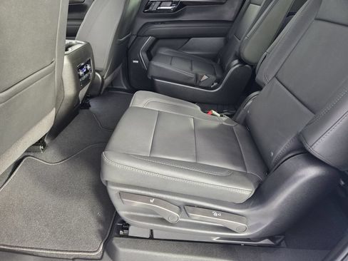 New 2026 Chevrolet Suburban LT w/ Comfort Package RWD image 34