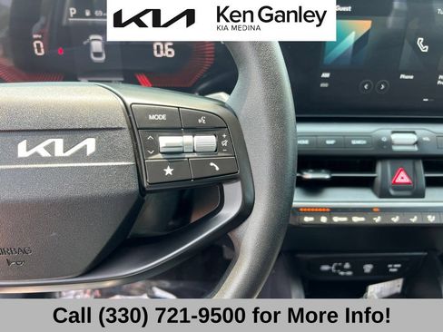 Certified 2025 Kia K4 FWD image 26