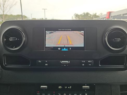 Used 2024 Mercedes-Benz Sprinter 2500 image 22