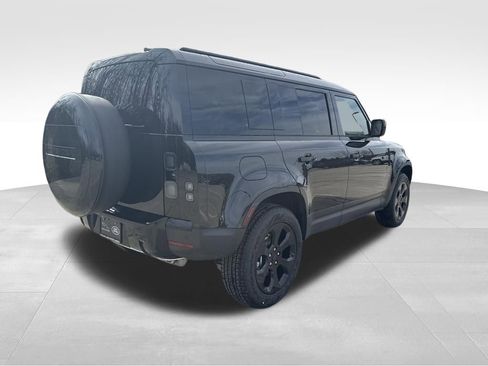 New 2026 Land Rover Defender 110 S image 6