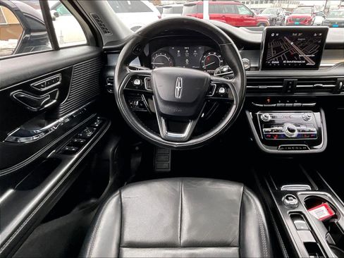 Used 2022 Lincoln Corsair AWD w/ Premium Package image 17