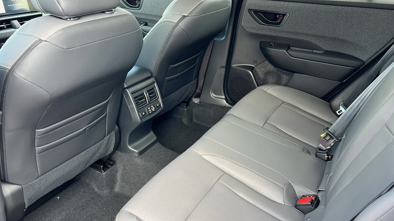 New 2026 Subaru Outback Limited XT AWD/4WD image 24