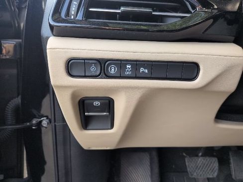 Used 2025 Acura MDX FWD w/ Technology Package image 7