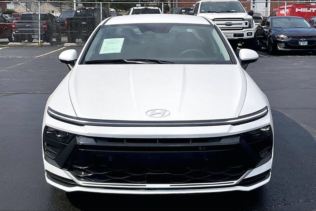 Used 2026 Hyundai Sonata Blue FWD image 2