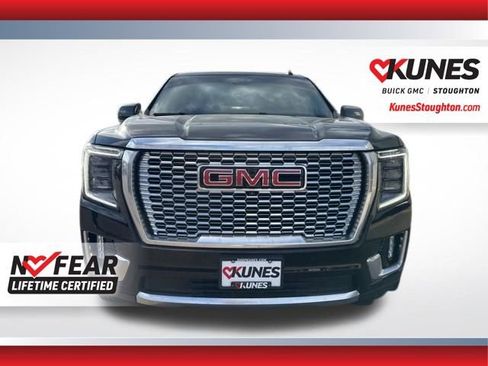 Used 2023 GMC Yukon Denali w/ LPO, Floor Liner Package AWD/4WD image 5