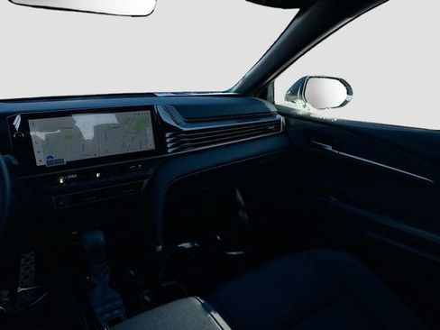 Used 2025 Toyota Camry XSE image 24