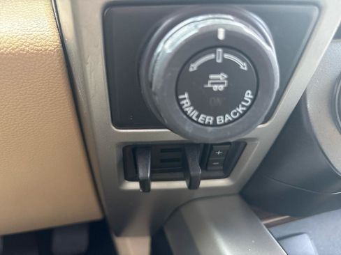 Used 2016 Ford F150 Lariat w/ Equipment Group 502A Luxury RWD image 26