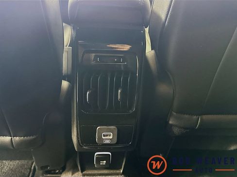 Used 2023 Jeep Compass Latitude AWD/4WD image 32