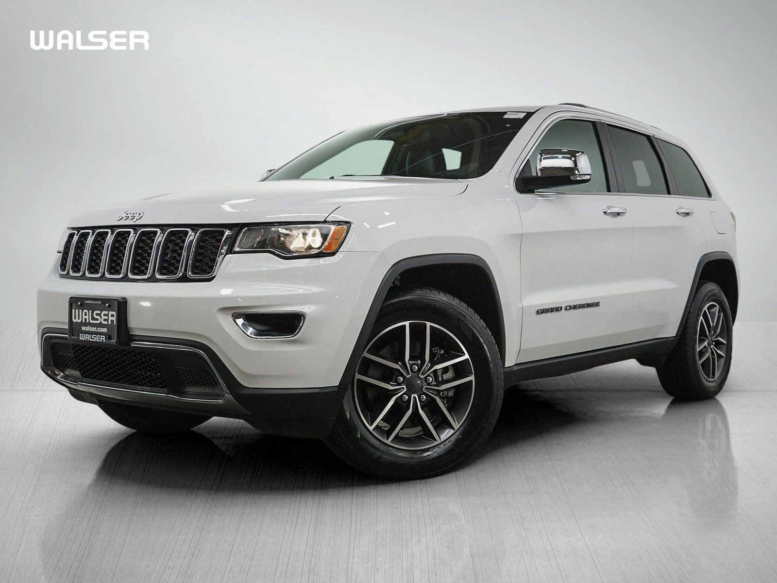 Used 2021 Jeep Grand Cherokee Limited AWD/4WD image 1