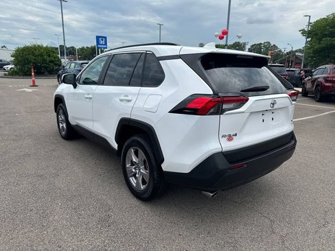 Used 2025 Toyota RAV4 XLE AWD/4WD image 5