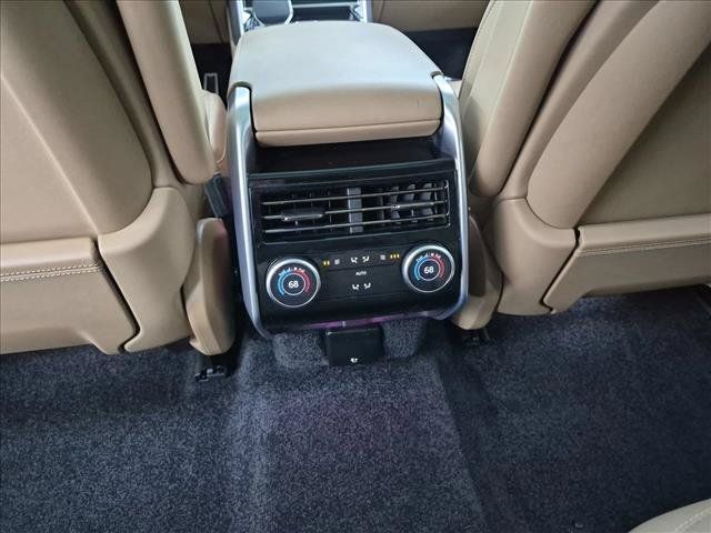 Certified 2025 Land Rover Range Rover Autobiography AWD/4WD image 18