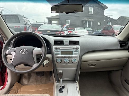 Used 2009 Toyota Camry LE FWD image 15