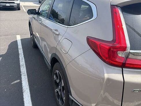Used 2017 Honda CR-V Touring image 12