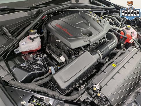 Used 2026 Alfa Romeo Giulia AWD image 30
