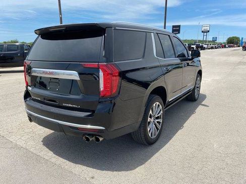 Used 2021 GMC Yukon Denali w/ Denali Premium Package RWD image 6