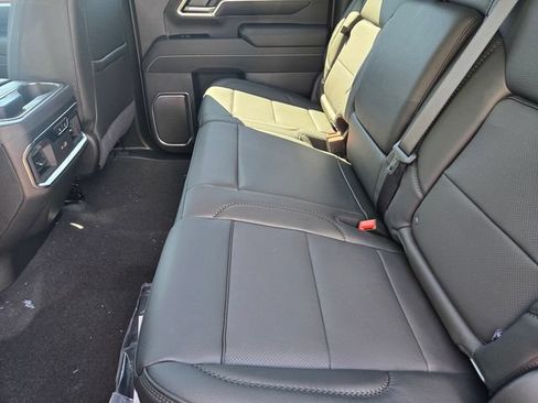 New 2026 GMC Sierra 2500 Denali w/ Technology Package AWD/4WD image 7