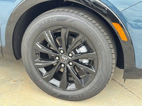 Used 2026 Buick Envista Sport Touring w/ Convenience I Package FWD image 6