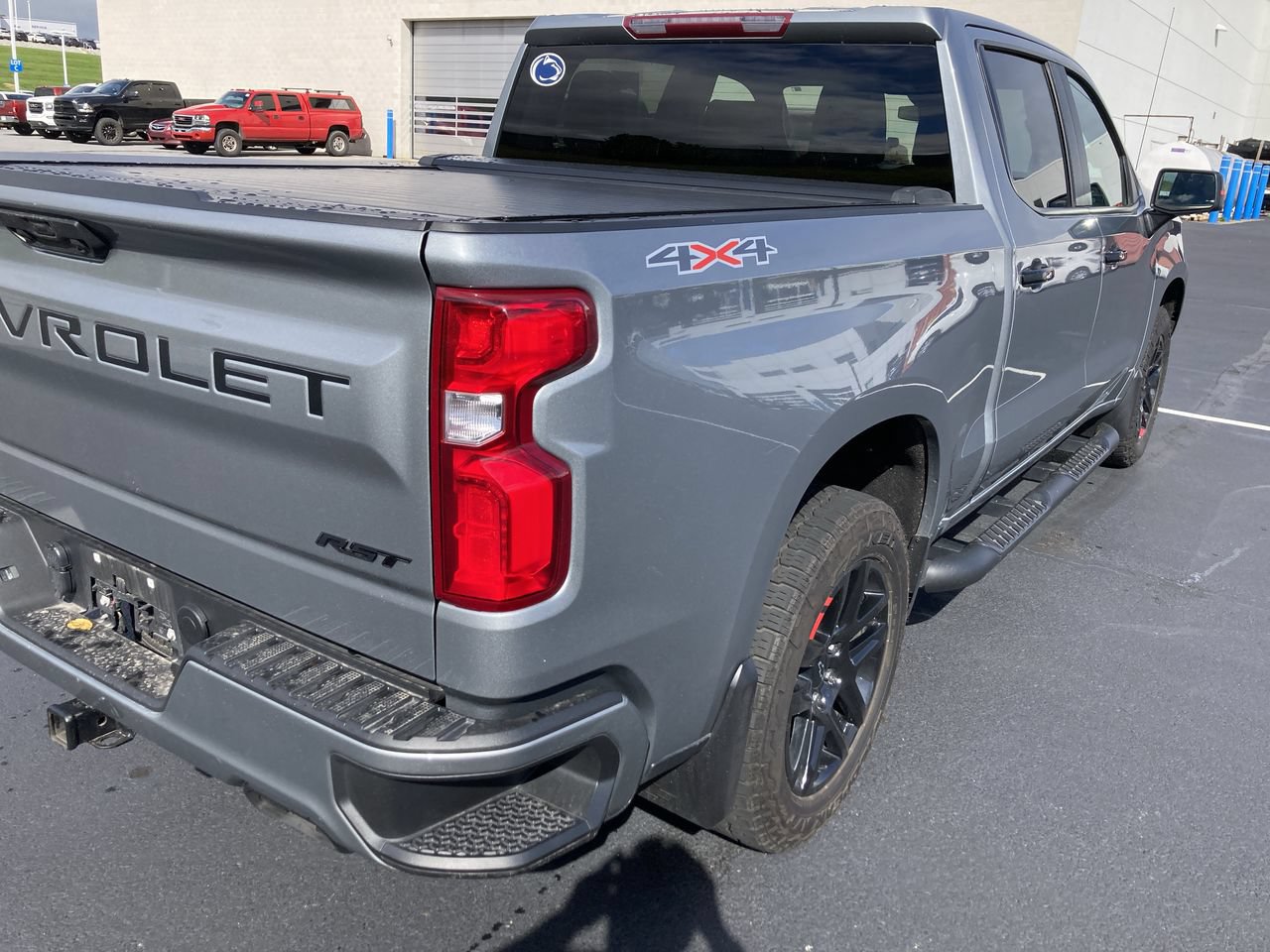 Used 2024 Chevrolet Silverado 1500 RST w/ Redline Edition AWD/4WD image 7