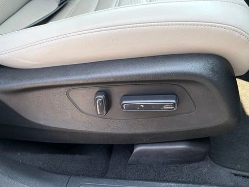 Used 2023 Honda CR-V EX-L image 30