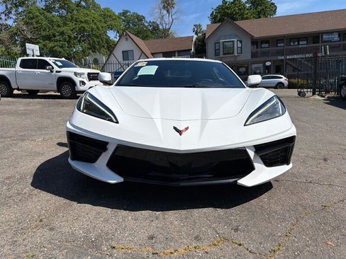Used 2021 Chevrolet Corvette Stingray Coupe w/ 1LT RWD image 4