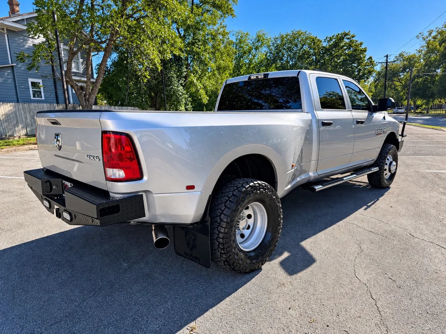 Used 2018 RAM 3500 Tradesman w/ Chrome Appearance Group AWD/4WD image 5