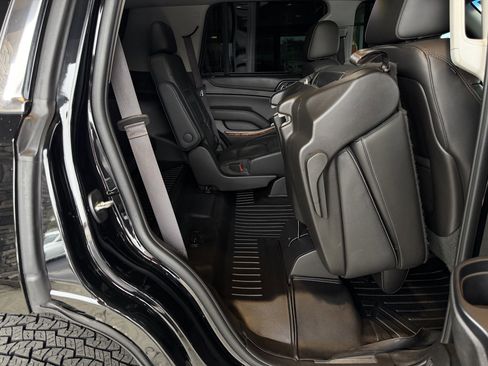 Used 2015 Chevrolet Tahoe LTZ AWD/4WD image 32