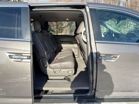 Used 2016 Honda Odyssey EX-L image 22