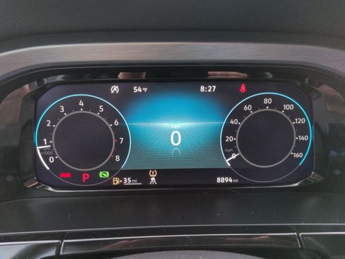 Used 2025 Volkswagen Atlas Cross Sport SE image 17